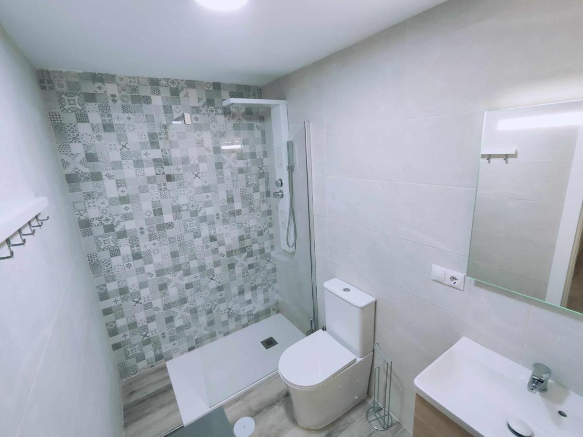 La Victoria Suites Малага Екстериор снимка