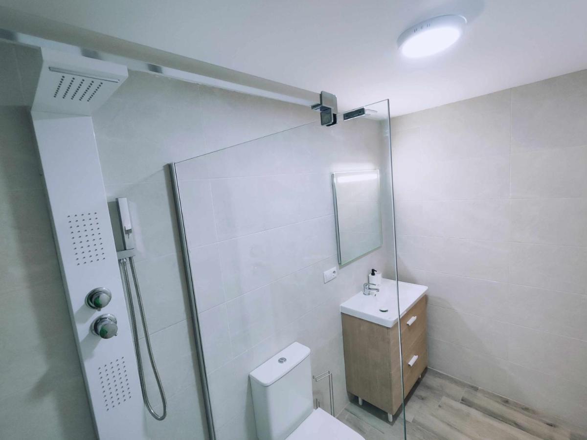 La Victoria Suites Малага Екстериор снимка
