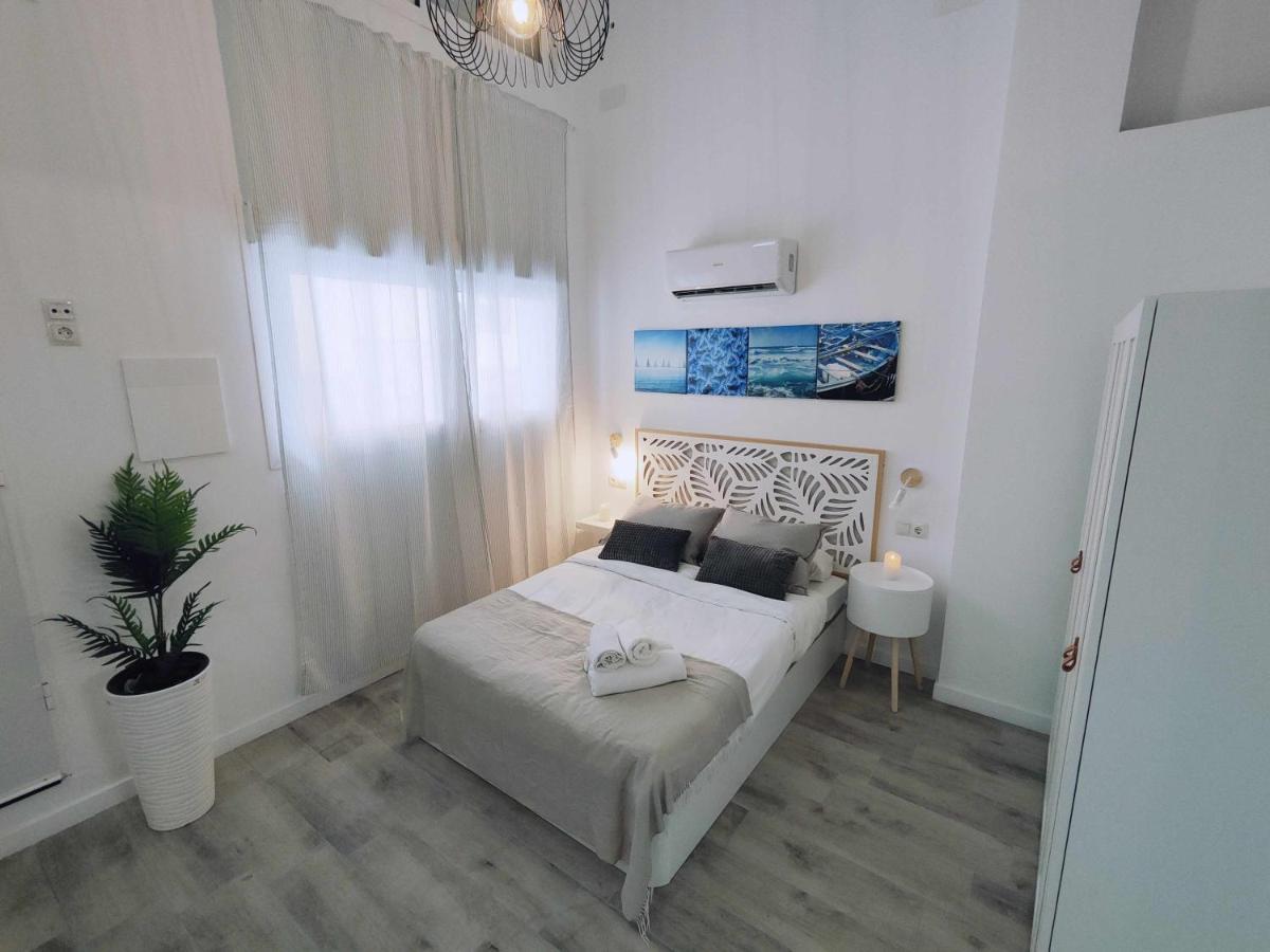 La Victoria Suites Малага Екстериор снимка