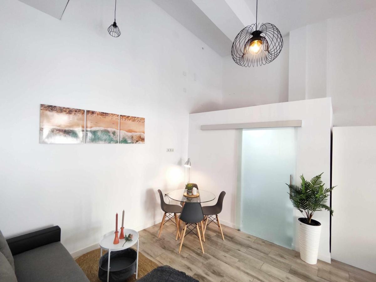La Victoria Suites Малага Екстериор снимка