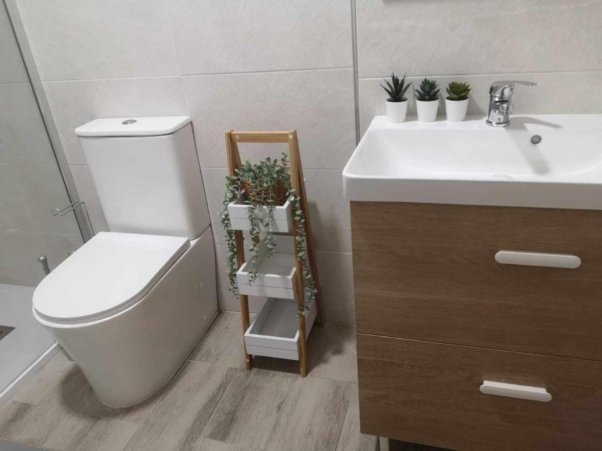La Victoria Suites Малага Екстериор снимка