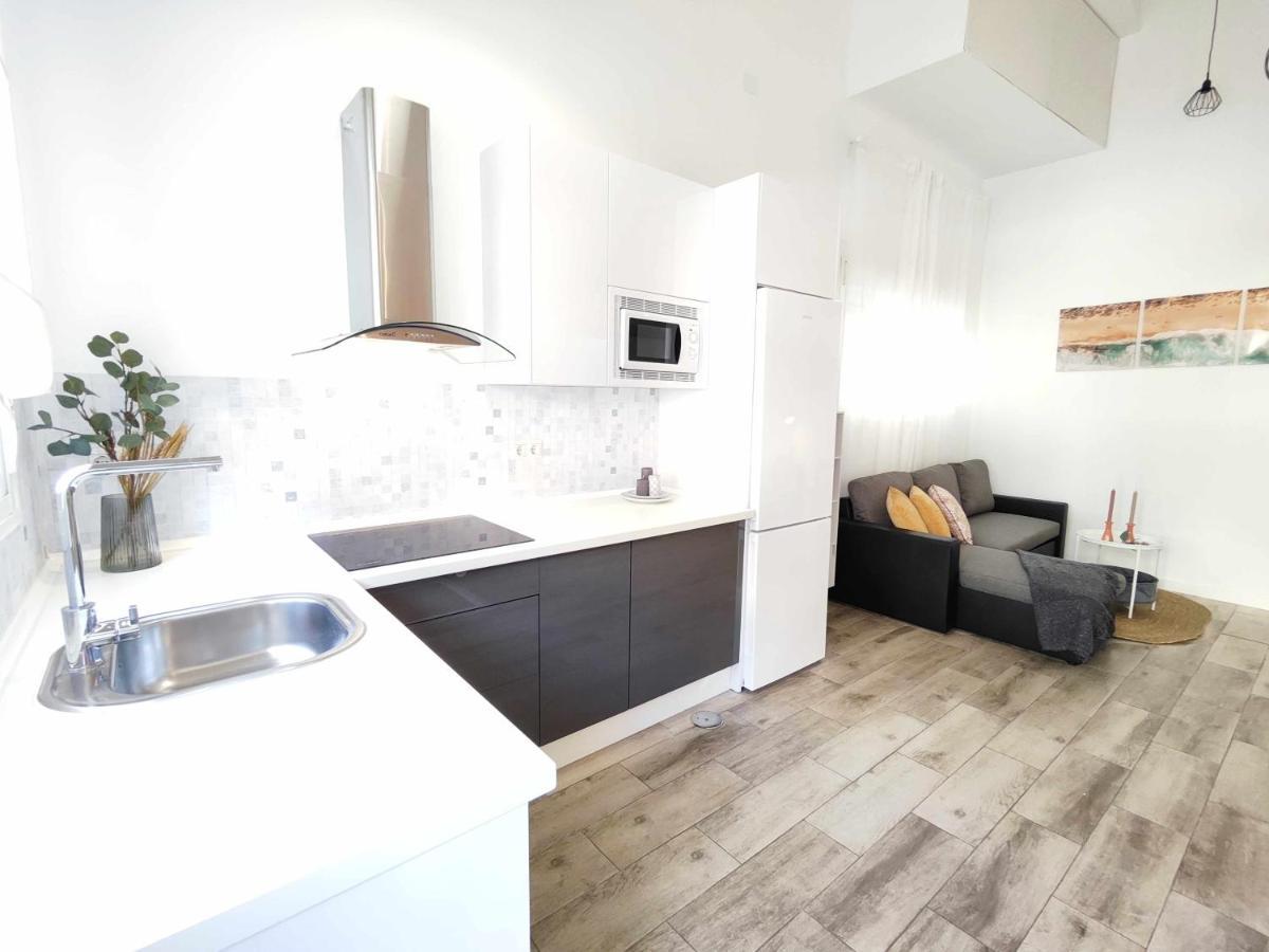 La Victoria Suites Малага Екстериор снимка