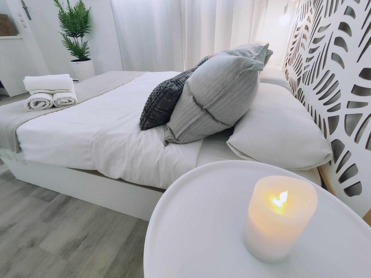 La Victoria Suites Малага Екстериор снимка